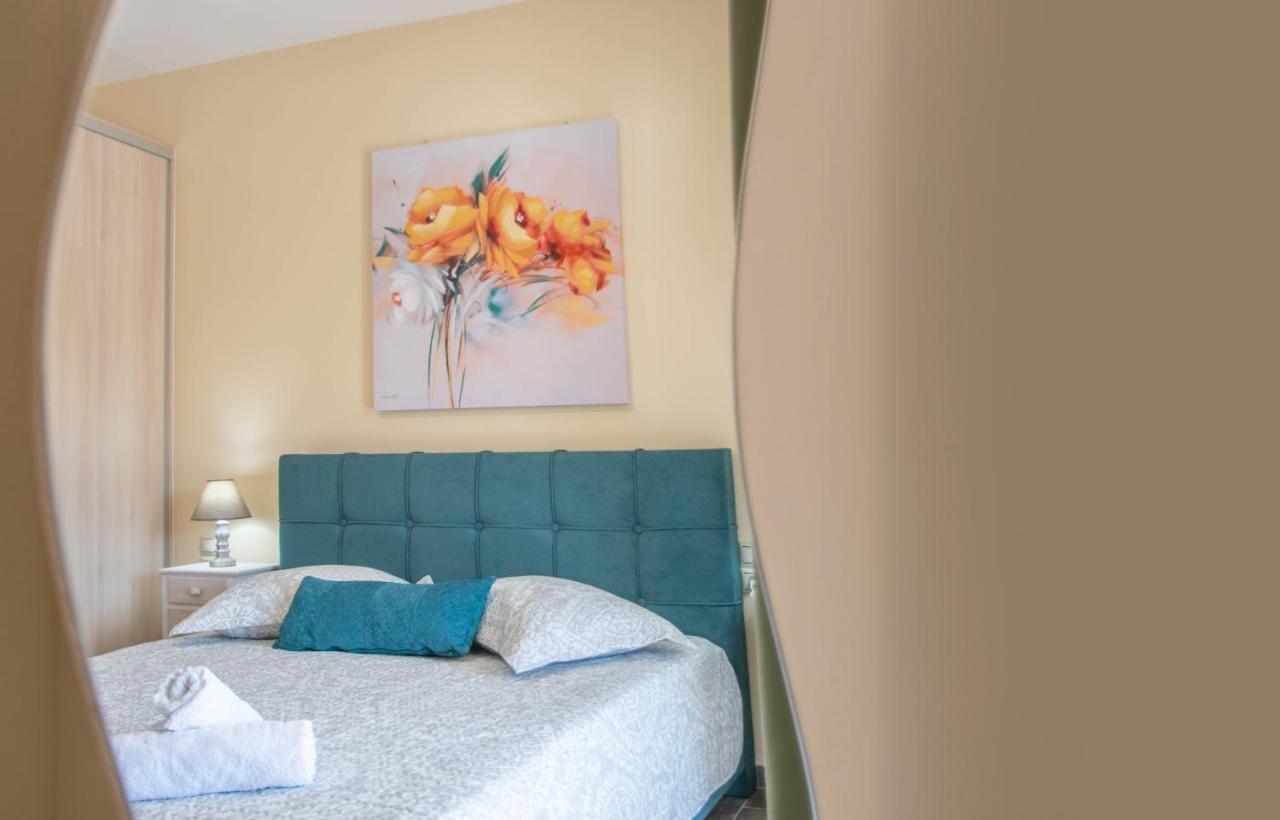 Tina'S Suite By "Elite" Plános Eksteriør bilde